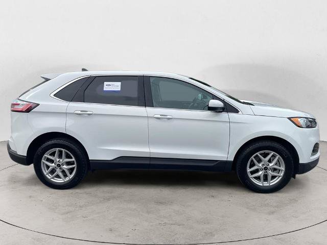 Certified 2024 Ford Edge SEL w/ Convenience Package AWD/4WD image 4