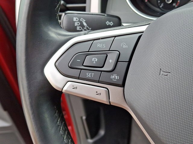 Used 2020 Volkswagen Atlas Cross Sport SE w/ Towing Package AWD/4WD image 9