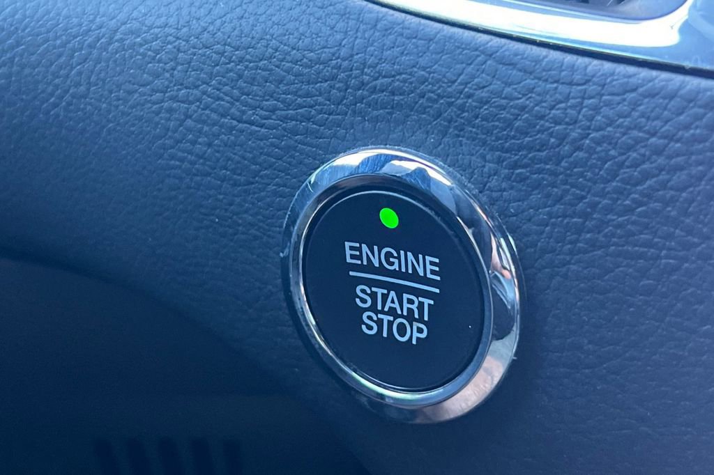 Certified 2022 Ford Edge Titanium w/ Equipment Group 301A image 25