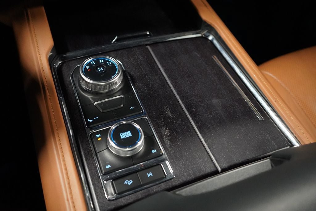 Certified 2023 Ford Expedition Platinum AWD/4WD image 14