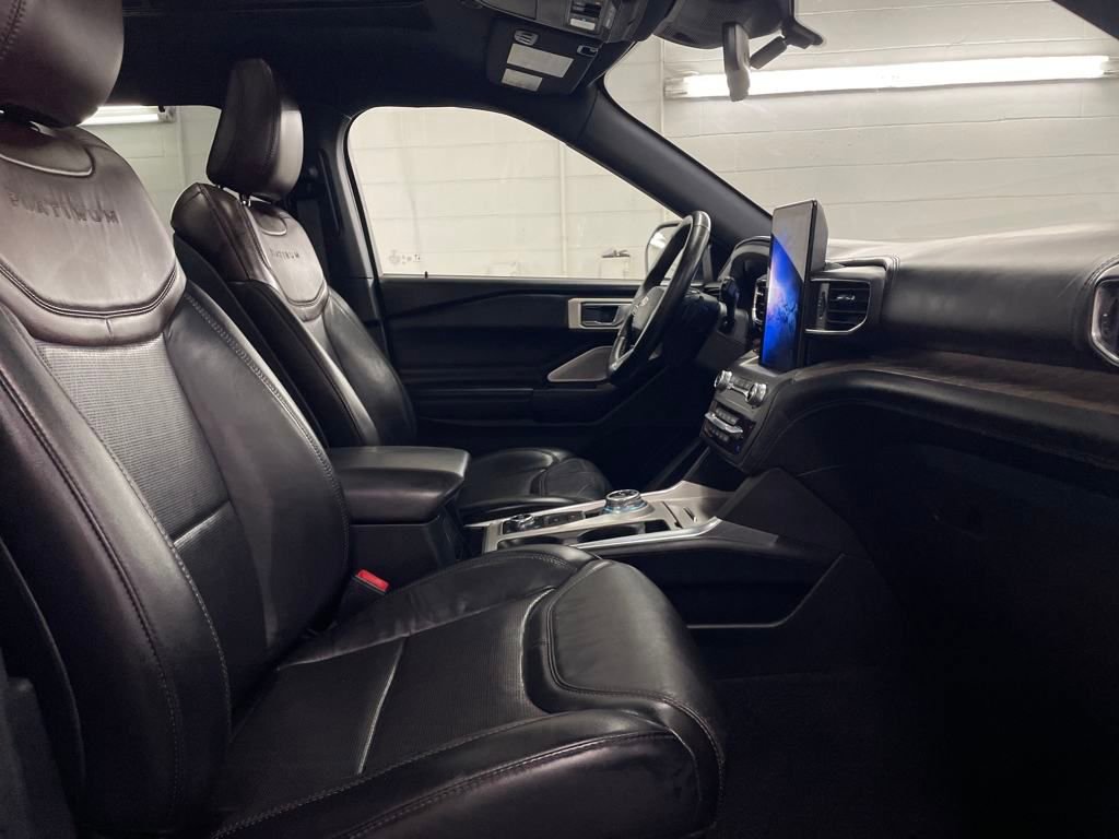 Certified 2020 Ford Explorer Platinum w/ Premium Technology Package AWD/4WD image 27