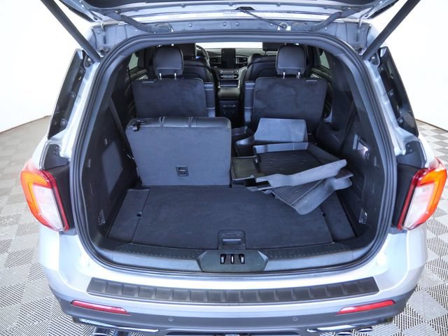 Certified 2020 Ford Explorer ST w/ Premium Technology Package AWD/4WD image 9