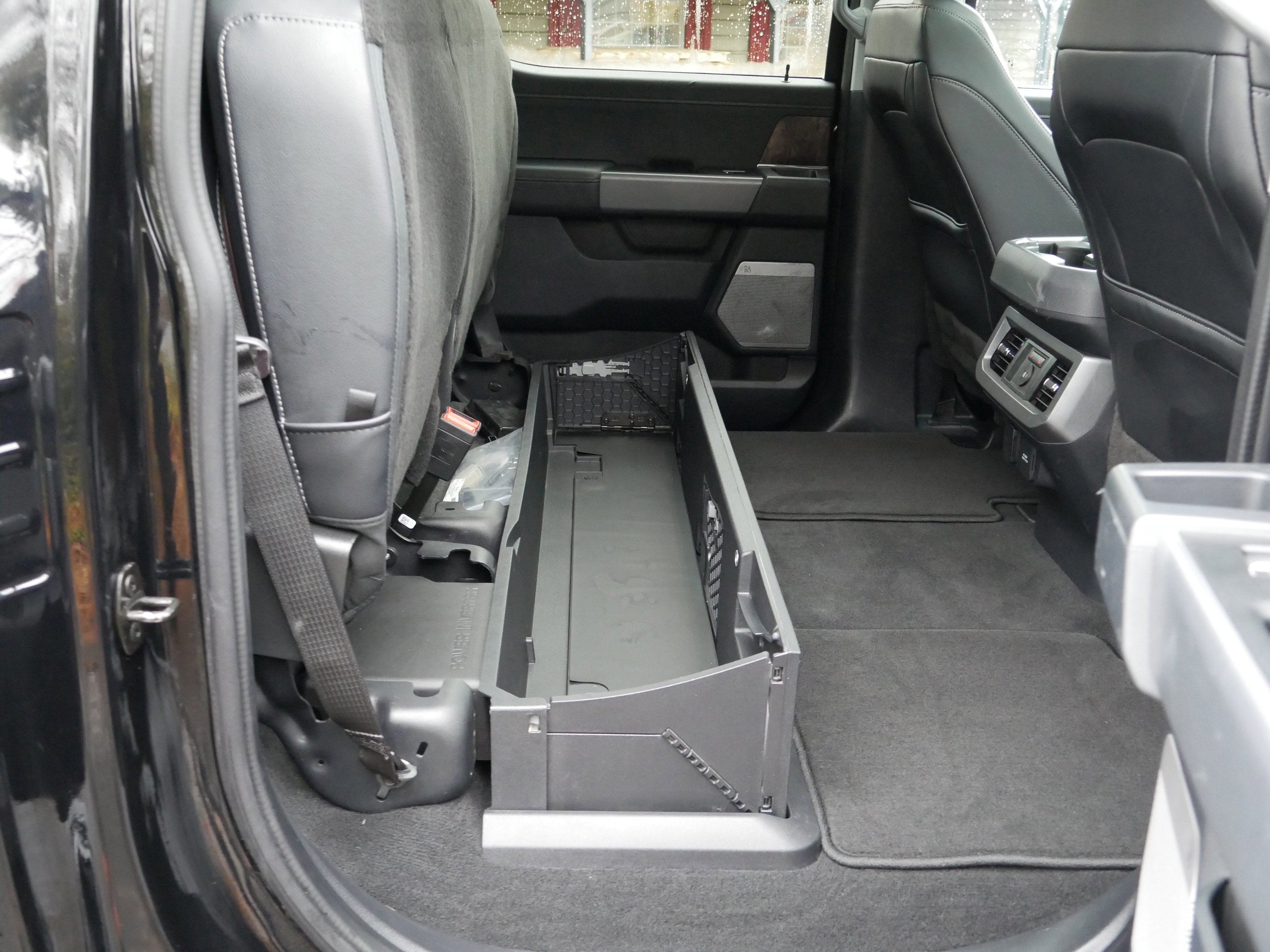 Certified 2023 Ford F350 Lariat w/ Black Appearance Package image 36