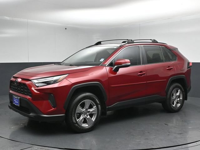Used 2023 Toyota RAV4 XLE w/ Convenience Package AWD/4WD image 4