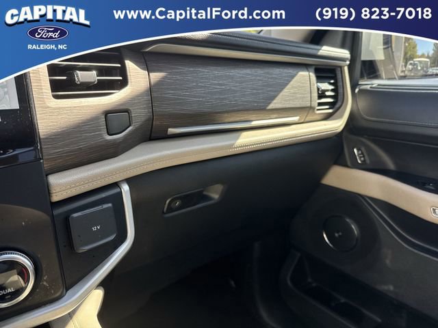 Certified 2023 Ford Expedition Limited image 27