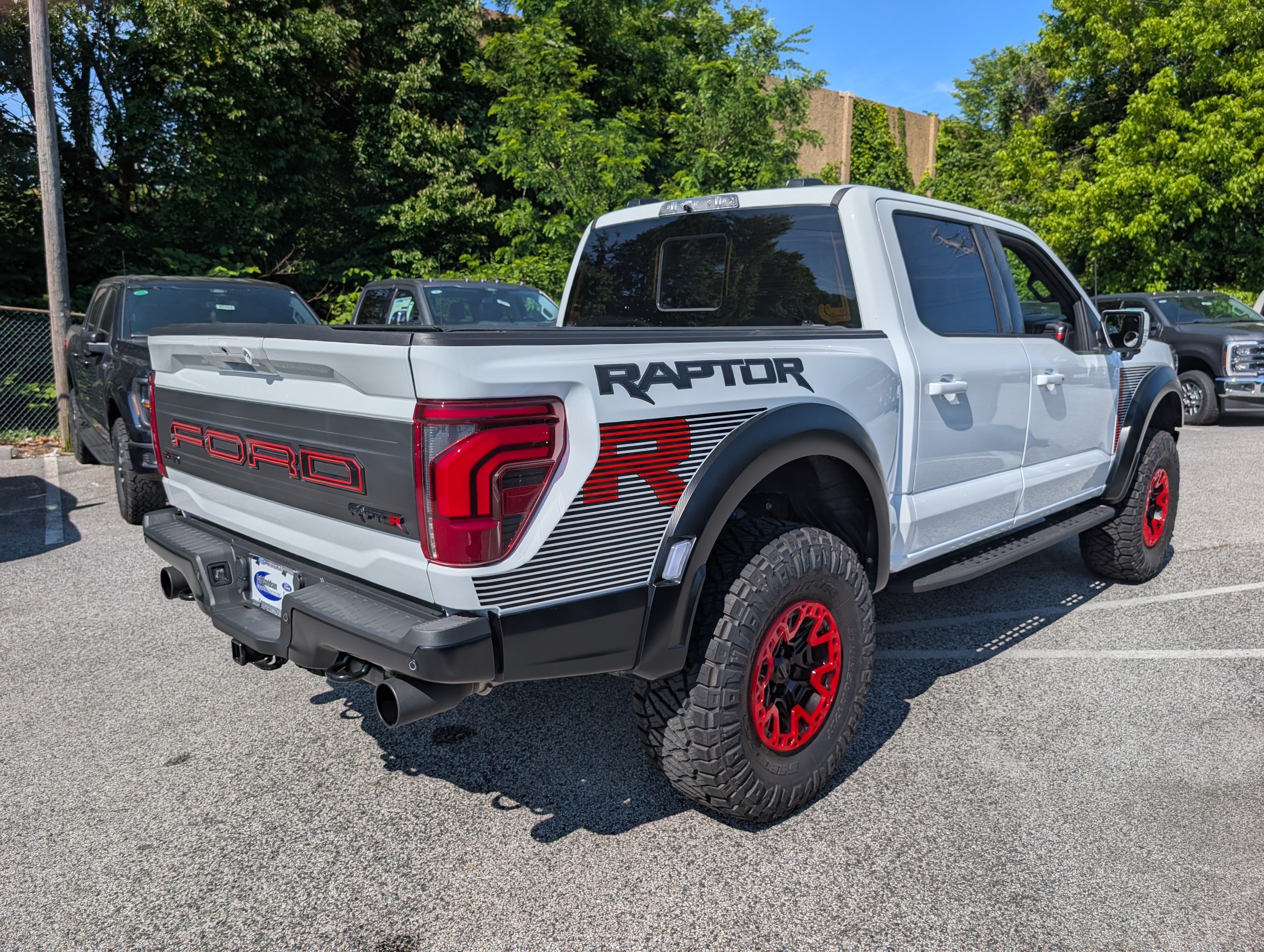 Certified 2025 Ford F150 Raptor w/ Equipment Group 803A Raptor R AWD/4WD image 7