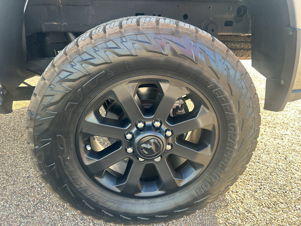 Used 2024 RAM 2500 Laramie w/ Night Edition AWD/4WD image 10