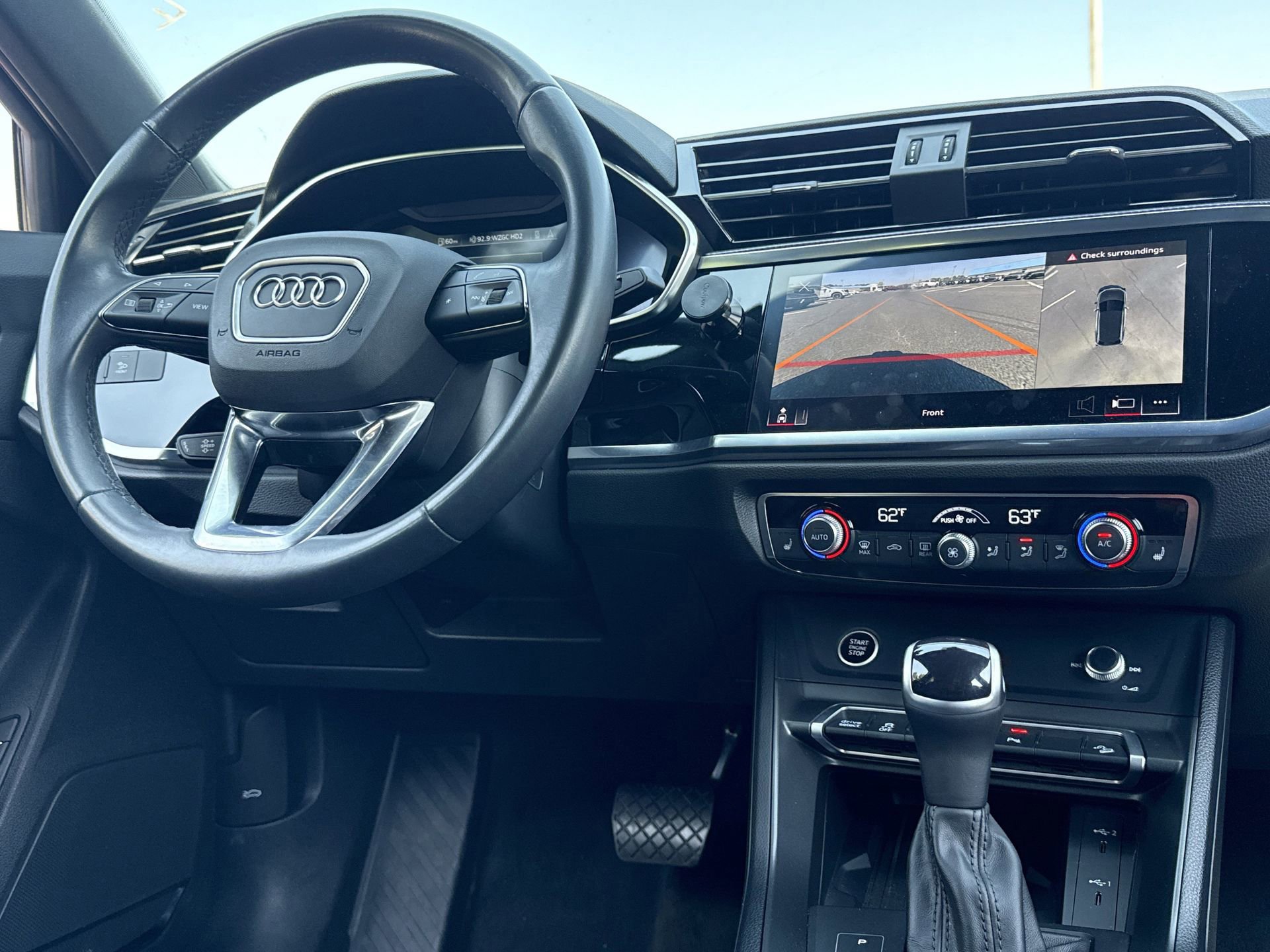 Used 2024 Audi Q3 2.0T Premium Plus w/ Premium Plus Package AWD/4WD image 10