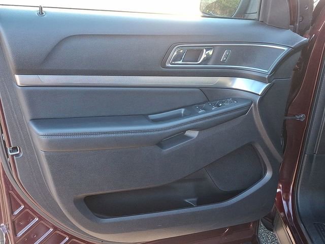 Certified 2019 Ford Explorer XLT w/ Class III Trailer Tow Package image 21