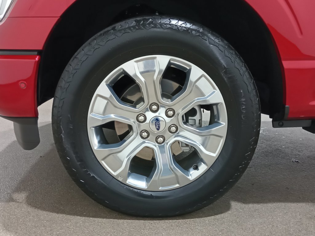 Certified 2023 Ford F150 Platinum w/ Equipment Group 701A High AWD/4WD image 13