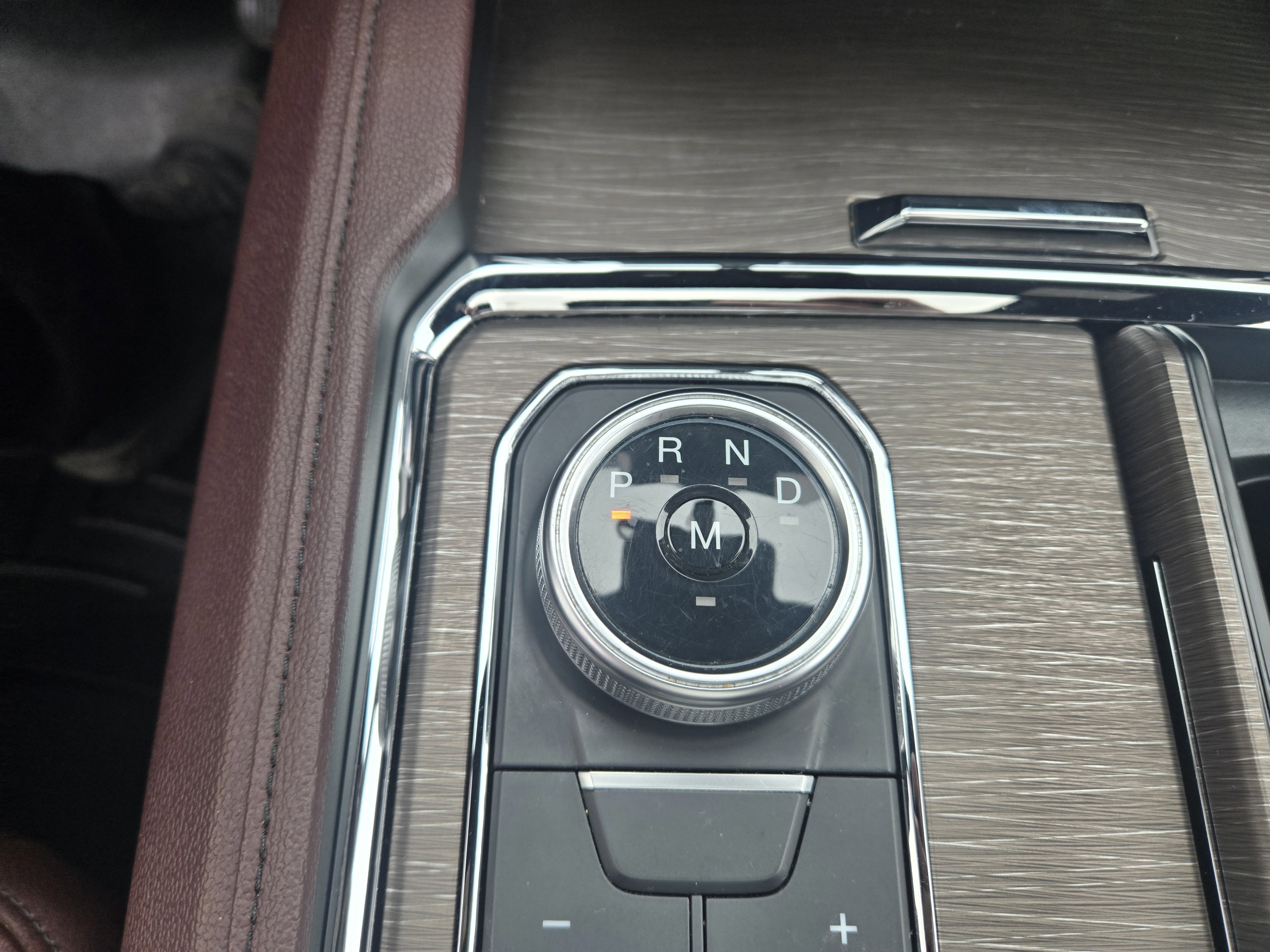 Certified 2024 Ford Expedition Limited image 22