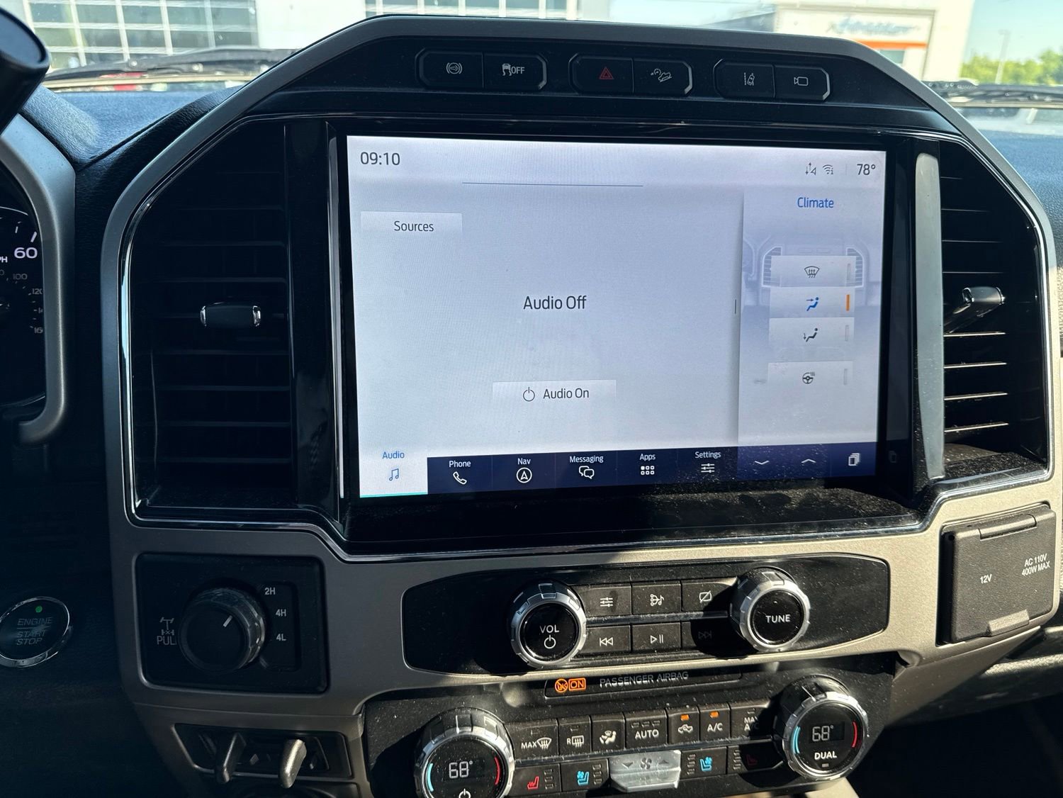 Certified 2022 Ford F250 Lariat w/ Lariat Ultimate Package AWD/4WD image 12
