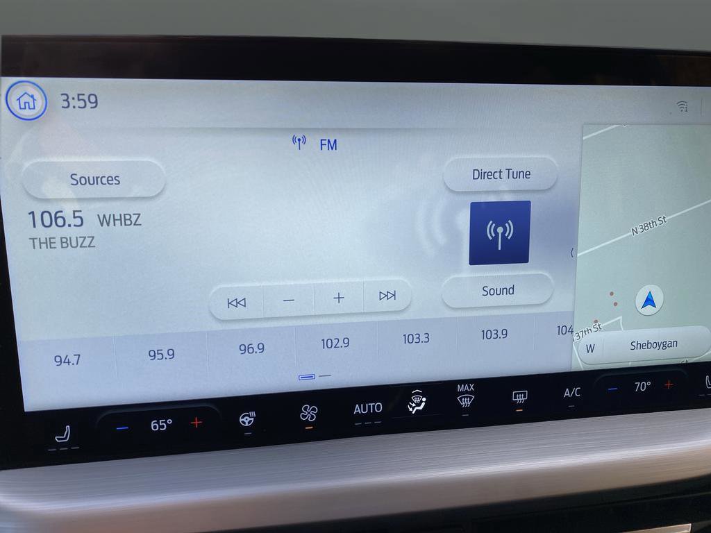 Certified 2025 Ford Escape Platinum image 22