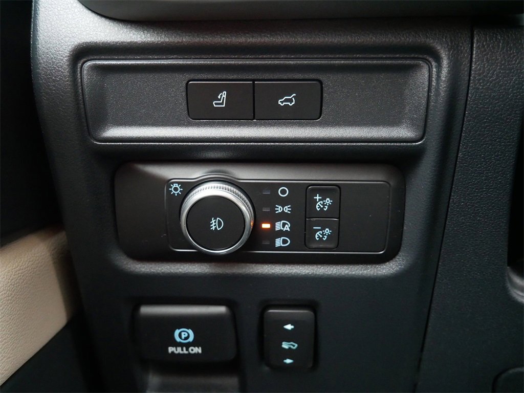 Certified 2022 Ford Expedition XLT image 18