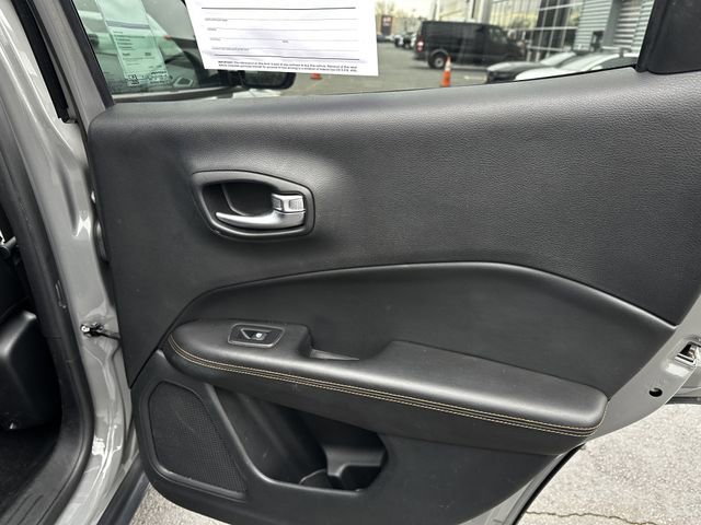 Used 2020 Jeep Compass Limited image 38