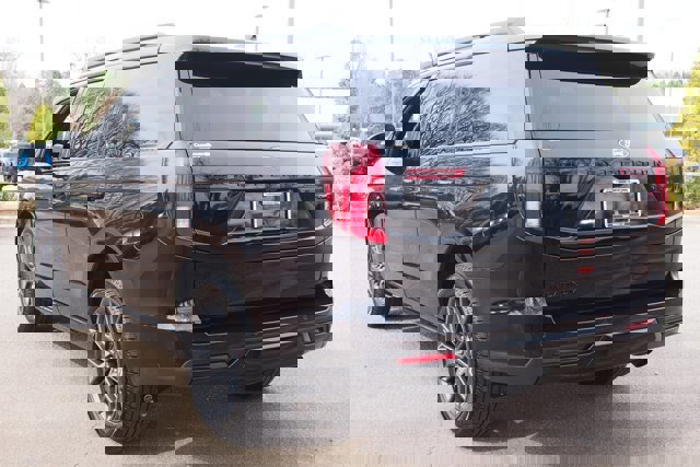 Certified 2025 Ford Expedition Platinum w/ Stealth Performance Package image 3