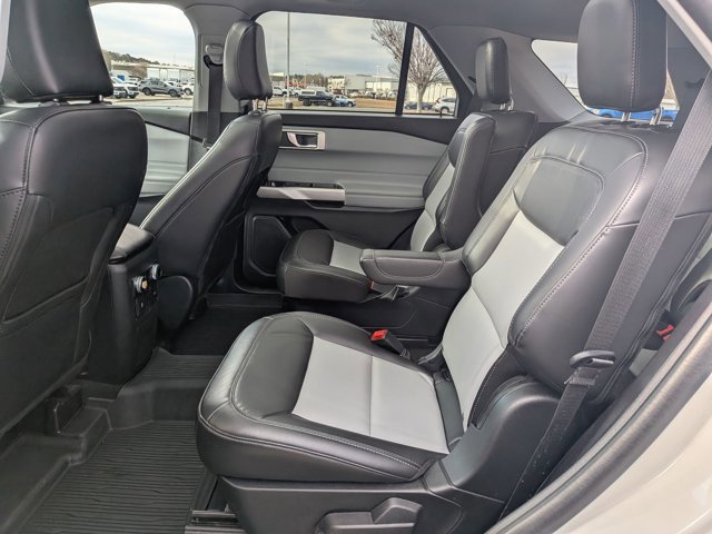 Certified 2022 Ford Explorer XLT w/ Equipment Group 202A image 30