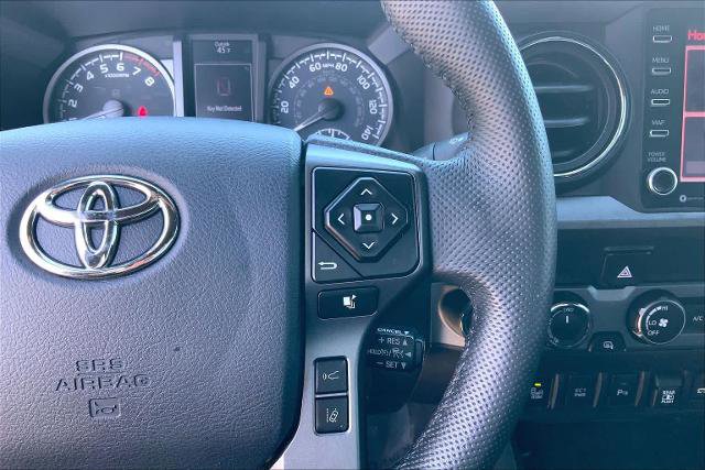 Used 2020 Toyota Tacoma TRD Off-Road w/ Technology Package image 25