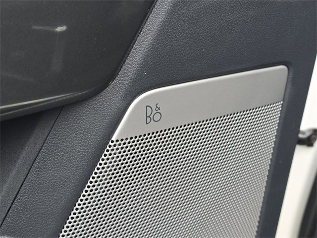 Certified 2023 Ford F150 Lariat w/ Equipment Group 502A High image 11