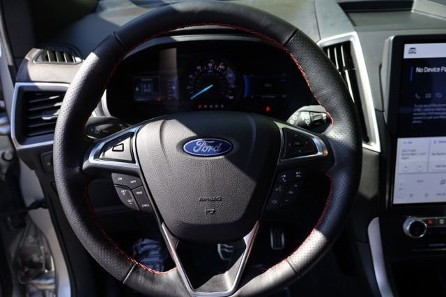 Certified 2022 Ford Edge ST-Line AWD/4WD image 16