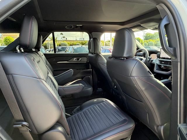 Certified 2026 Ford Explorer ST-Line AWD/4WD image 14