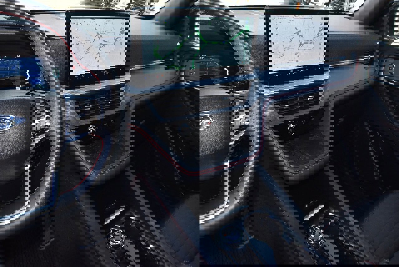 Certified 2025 Ford Explorer ST-Line w/ Premium Package image 29