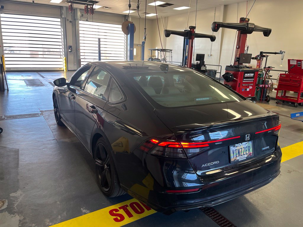 Used 2025 Honda Accord Sport image 7