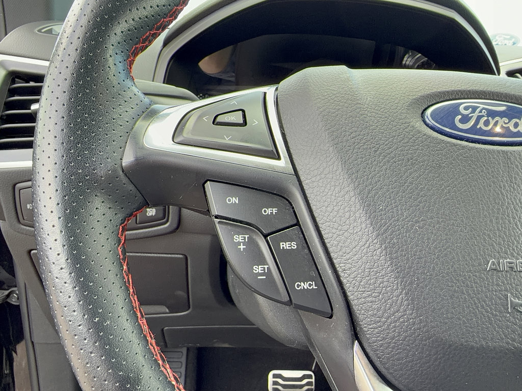 Certified 2024 Ford Edge ST-Line AWD/4WD image 23