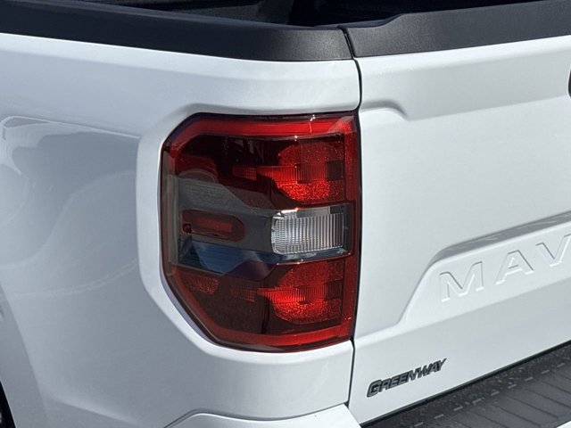 Certified 2025 Ford Maverick Lobo AWD/4WD image 8