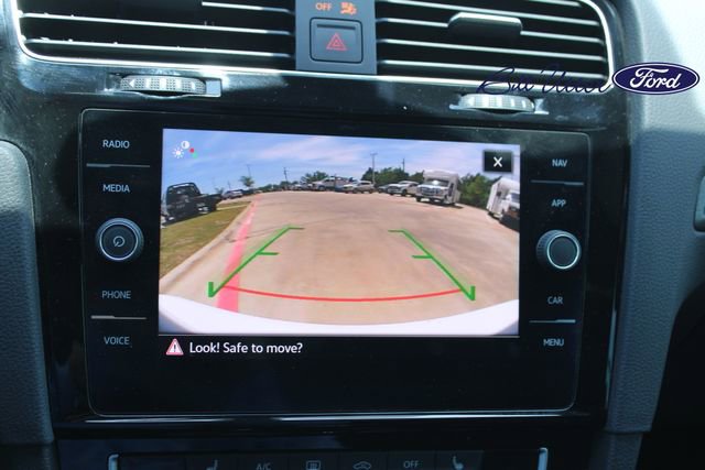 Used 2021 Volkswagen GTI SE FWD image 21