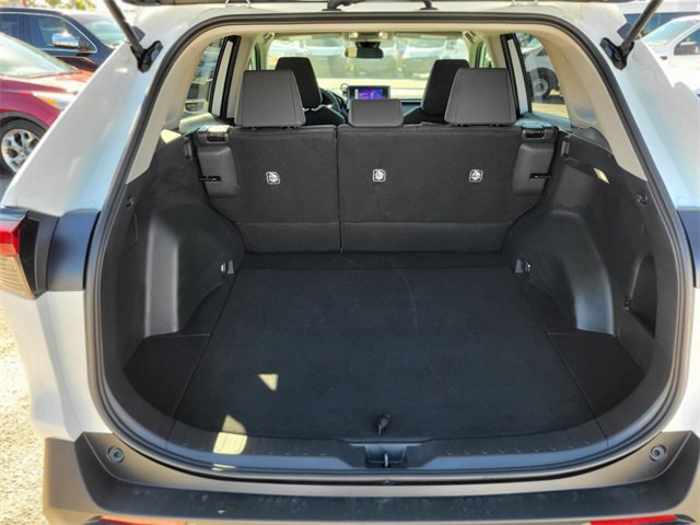 Used 2024 Toyota RAV4 LE image 5