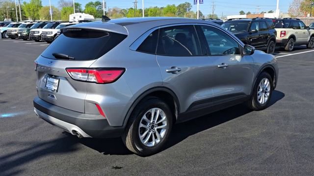 Certified 2021 Ford Escape SE FWD image 9