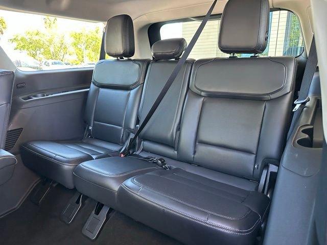 Certified 2025 Ford Expedition Max Platinum AWD/4WD image 15