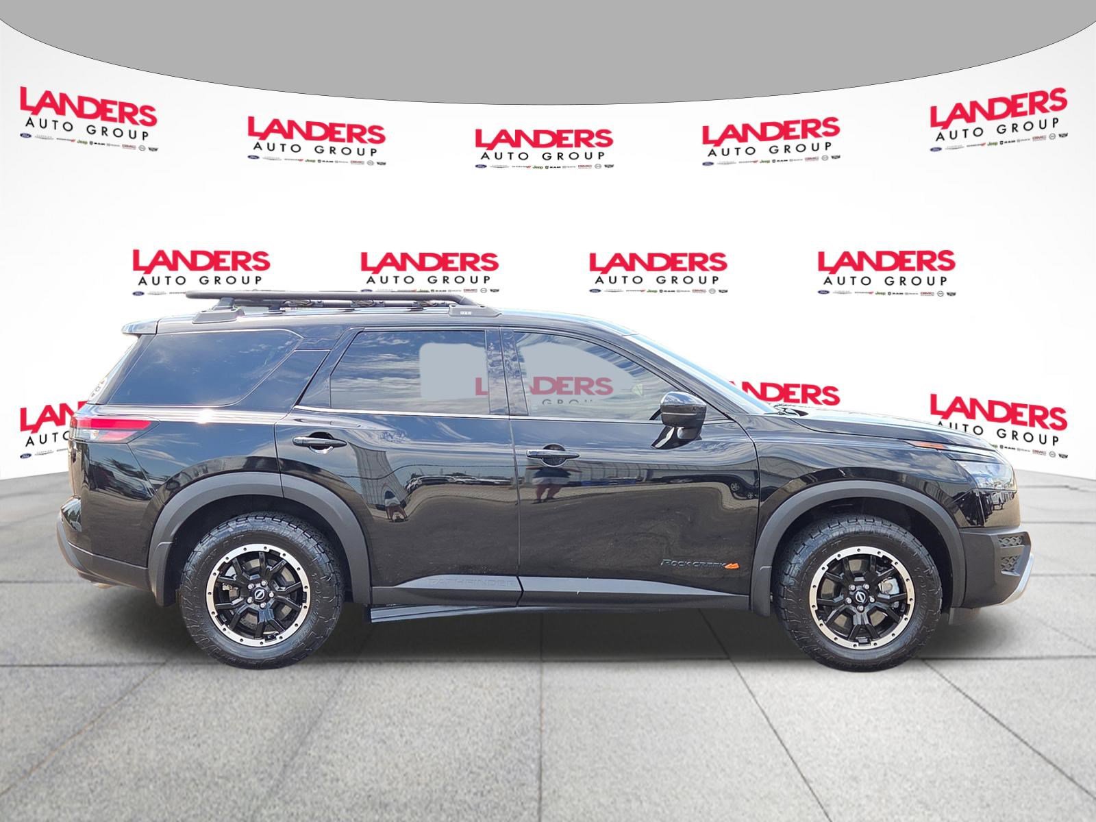 Used 2024 Nissan Pathfinder Rock Creek AWD/4WD image 2