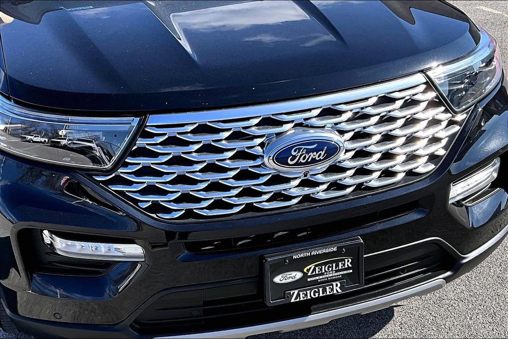 Certified 2021 Ford Explorer Platinum w/ Equipment Group 601A image 31