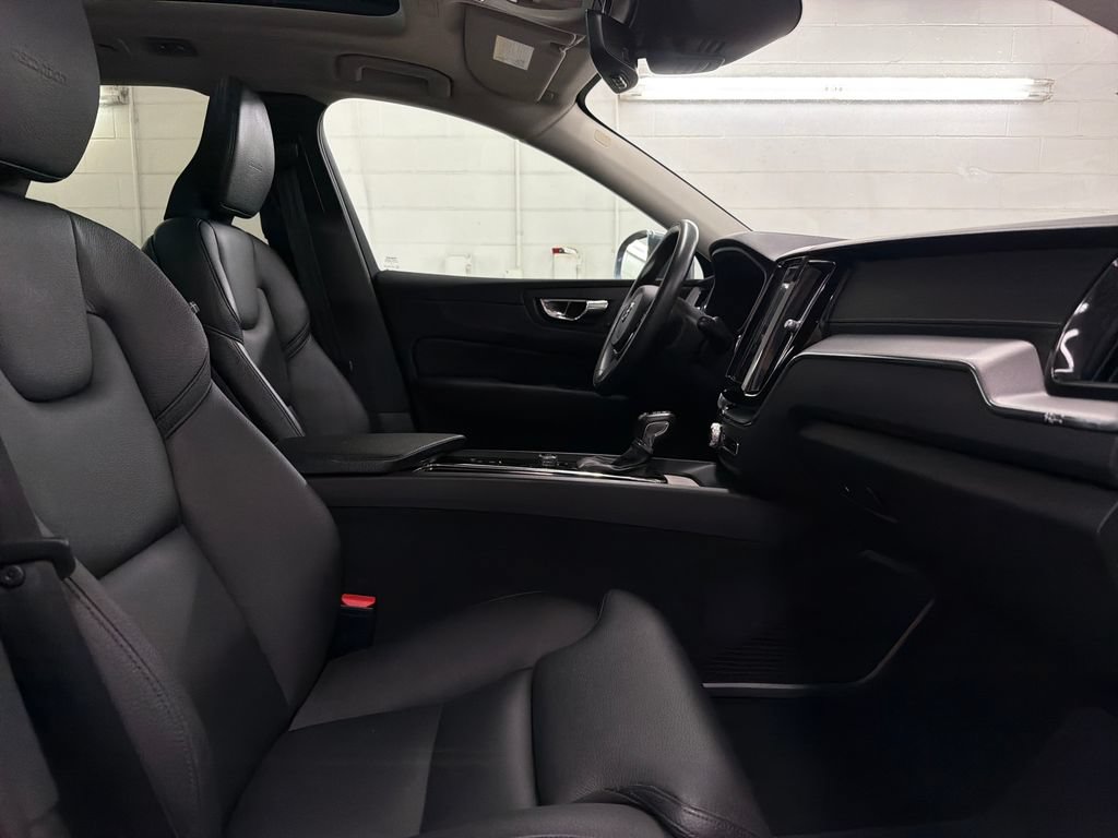 Used 2019 Volvo XC60 T5 Inscription w/ Protection Package Premier FWD image 29