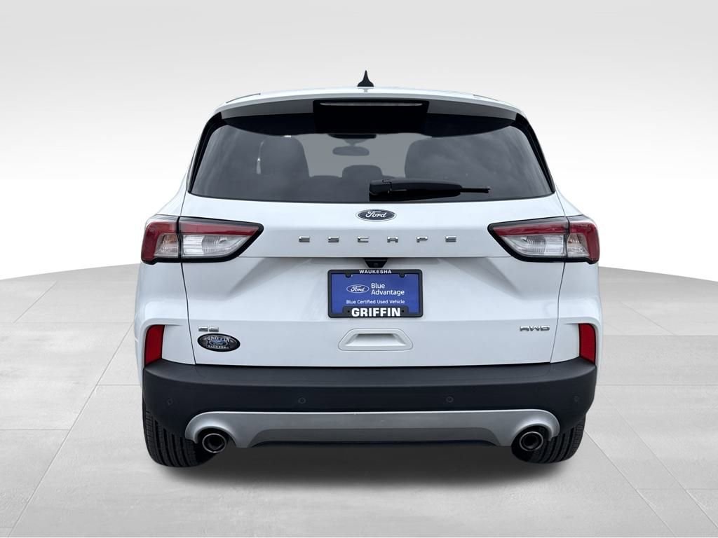 Certified 2021 Ford Escape SE image 3