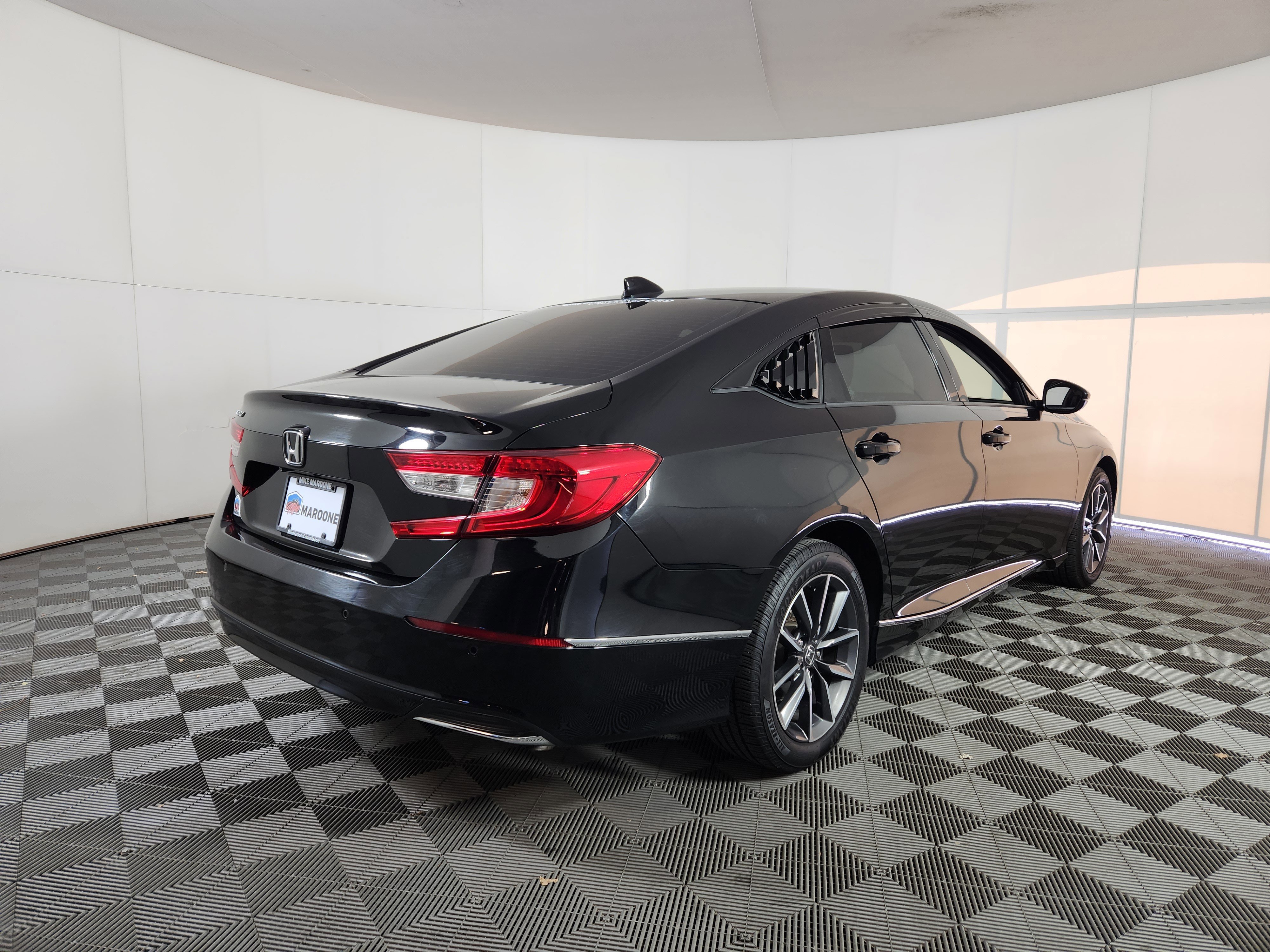Used 2021 Honda Accord EX-L image 5