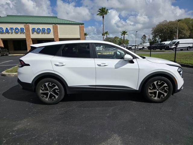 Used 2023 Kia Sportage EX image 4