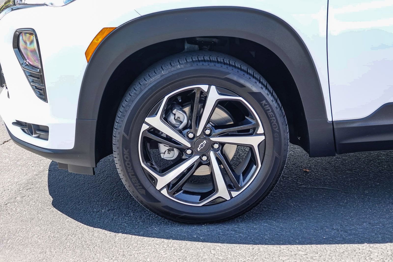 Used 2022 Chevrolet TrailBlazer RS AWD/4WD image 9