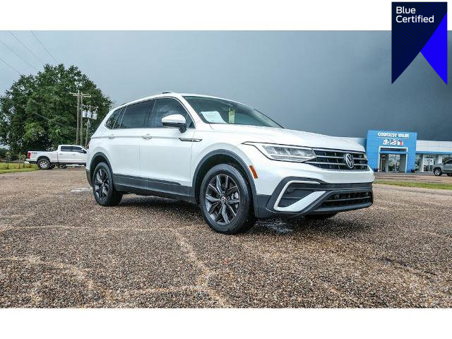 Used 2023 Volkswagen Tiguan SE