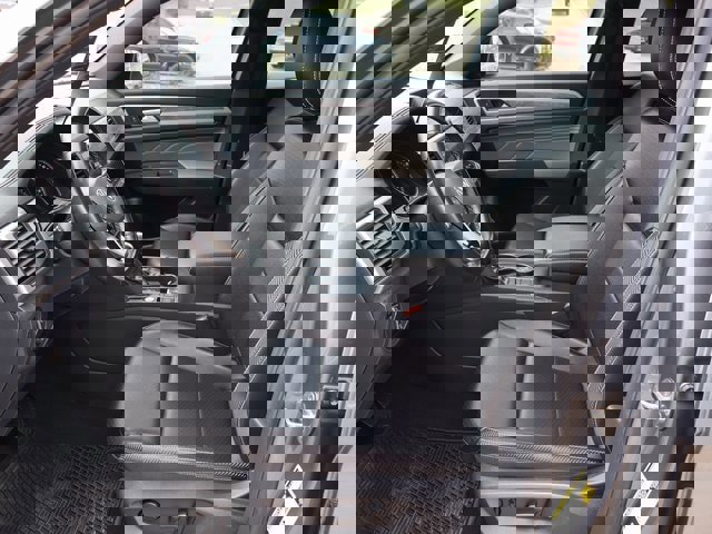 Used 2021 Volkswagen Atlas Cross Sport SE w/ Panoramic Sunroof Package image 9