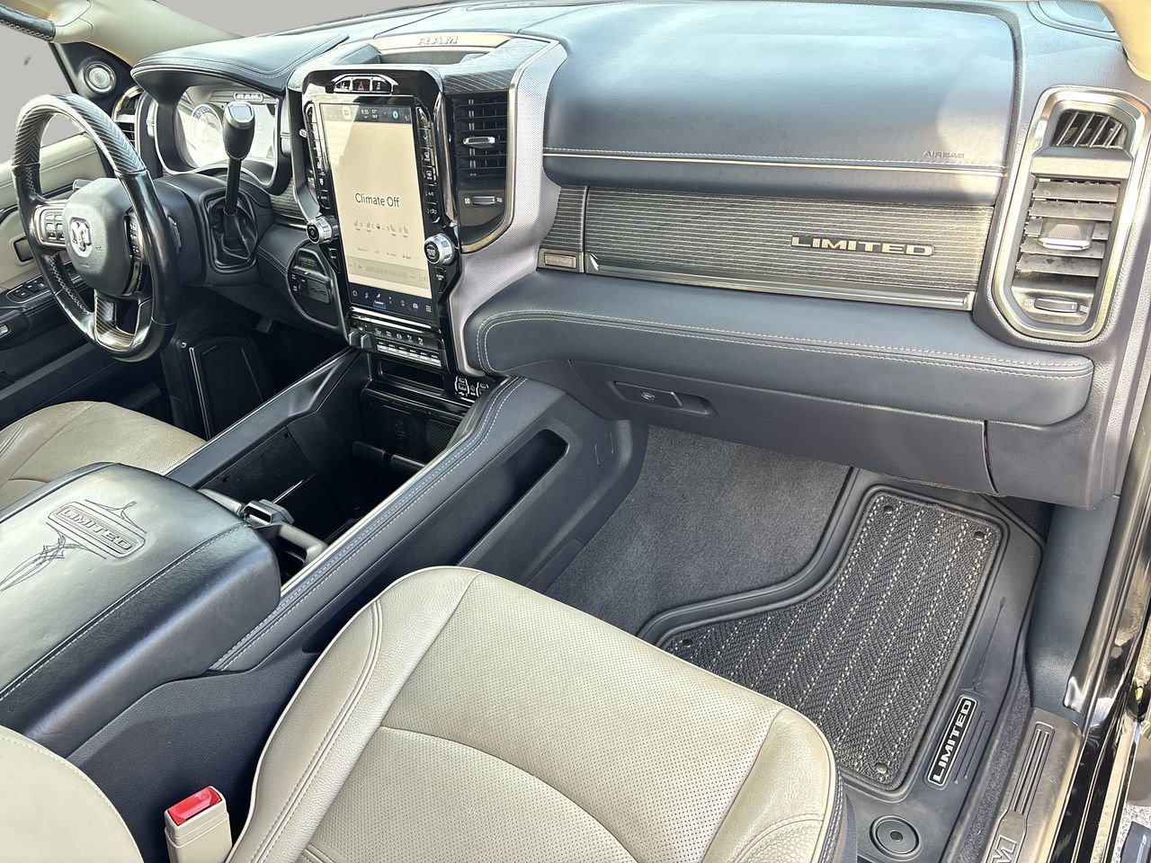 Used 2022 RAM 3500 Limited image 16