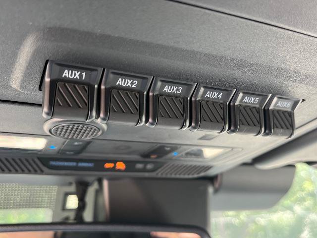 Certified 2025 Ford Bronco Badlands AWD/4WD image 15