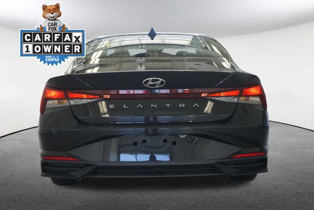 Used 2023 Hyundai Elantra SEL FWD image 11