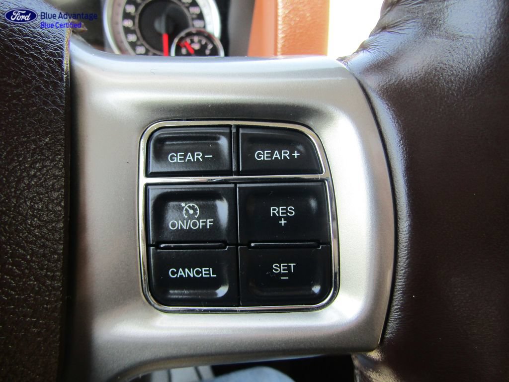 Used 2017 RAM 1500 Laramie w/ Convenience Group AWD/4WD image 33