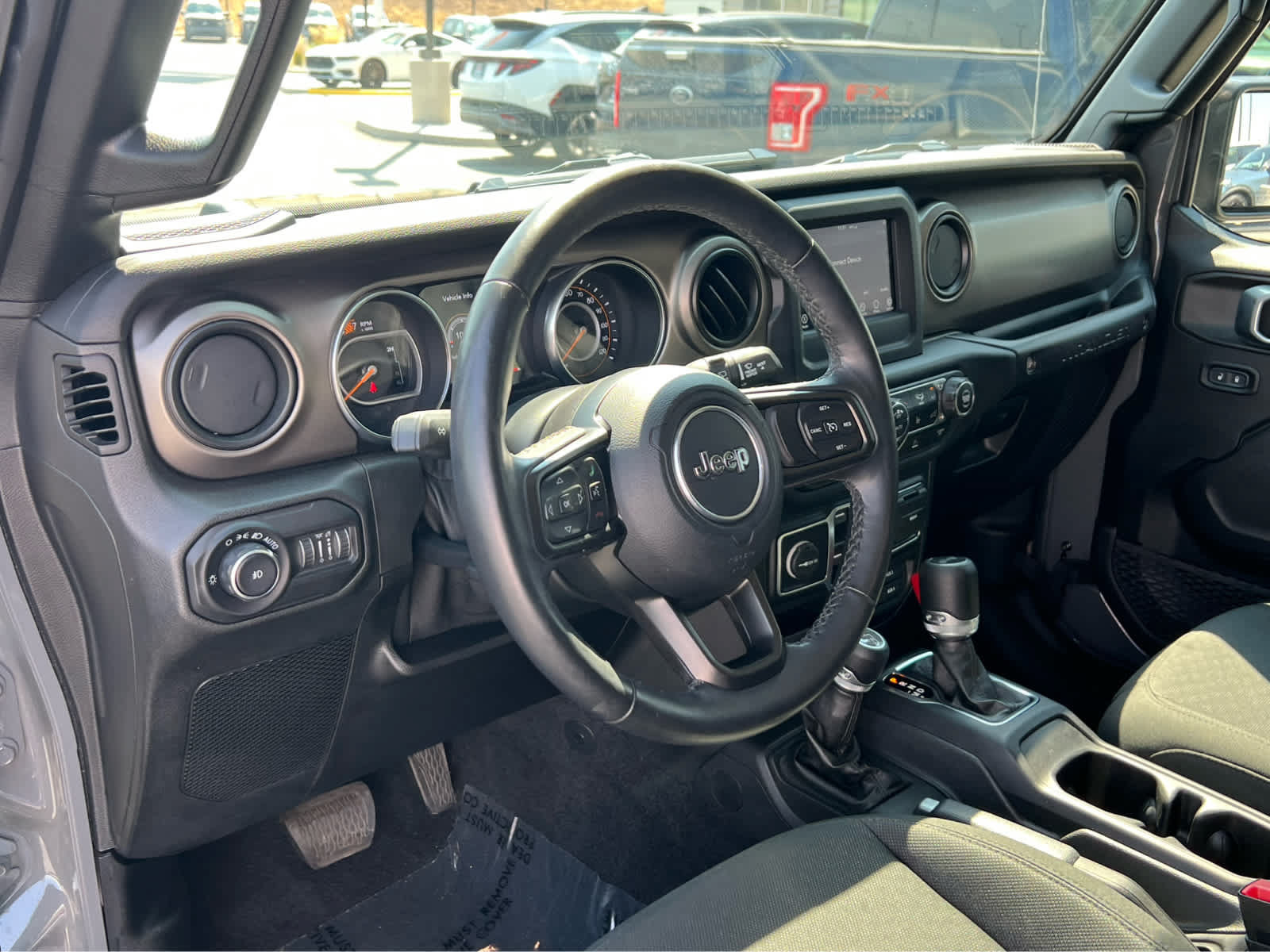 Used 2021 Jeep Wrangler Unlimited Sport AWD/4WD image 28
