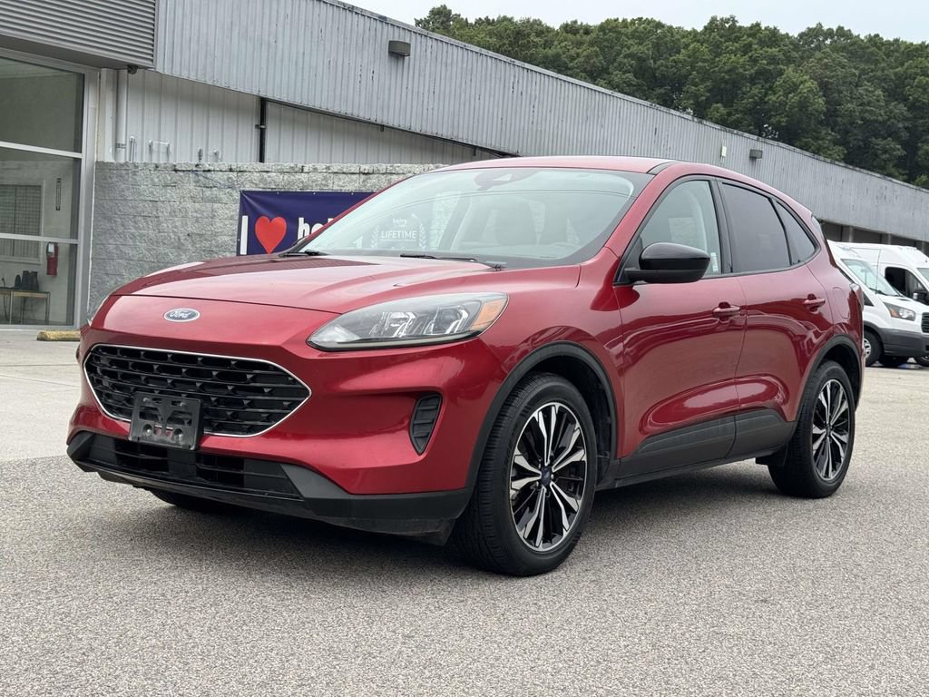 Certified 2021 Ford Escape SE w/ SE Sport Appearance Package FWD image 24