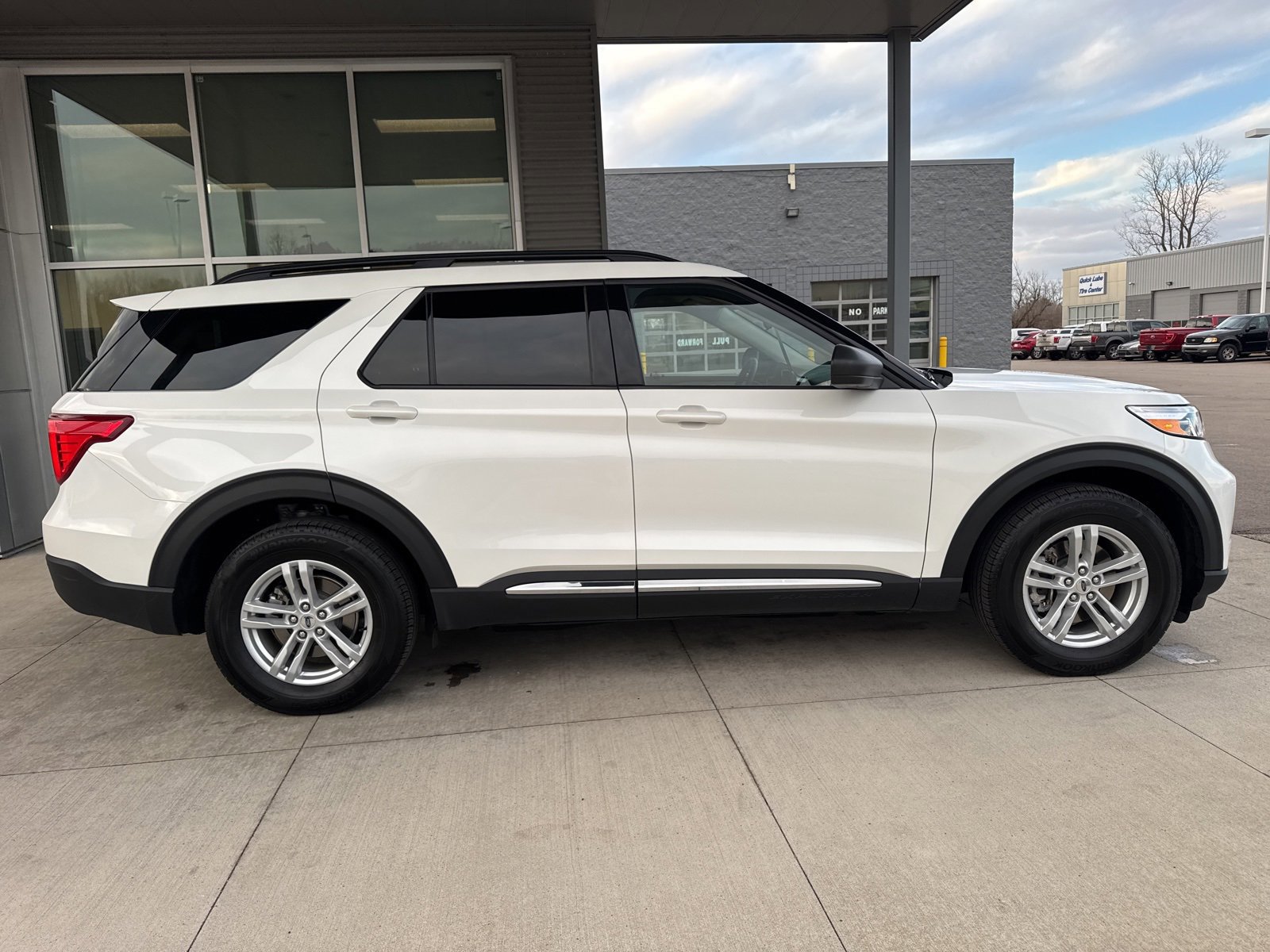 Certified 2023 Ford Explorer XLT w/ Equipment Group 202A image 2