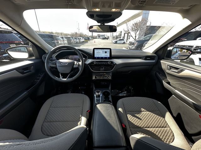 Certified 2022 Ford Escape SE w/ Convenience Package image 16